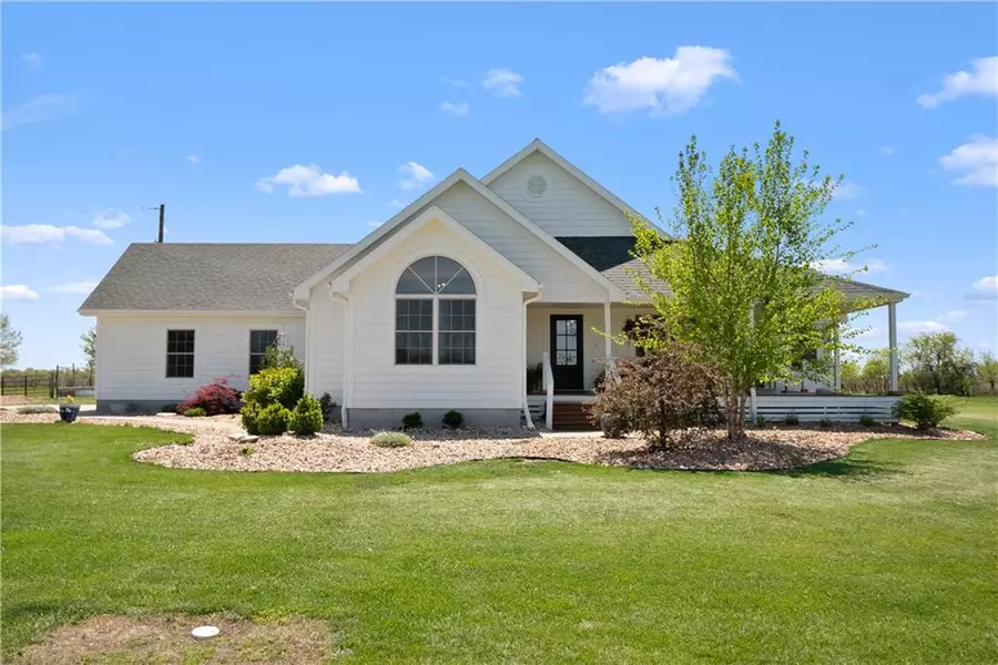 775 NW County Road 11002 RD, Adrian, MO 64720