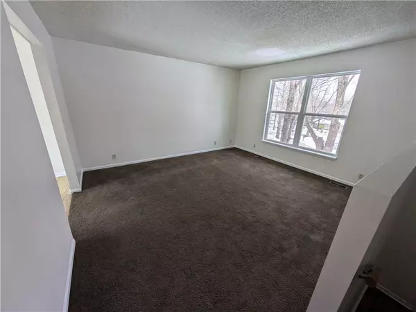 Parkville, MO 64152,9410 NW 59th TER