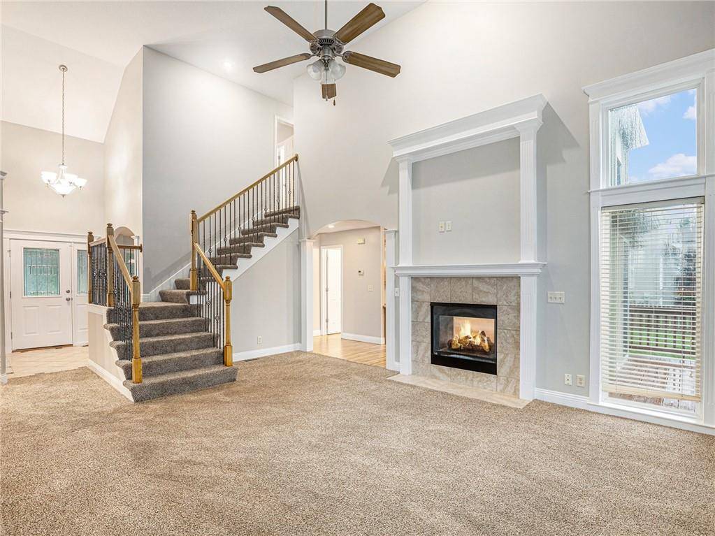 Raymore, MO 64083,905 Dogwood DR