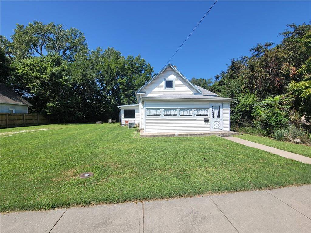 Sugar Creek, MO 64054,912 N High ST