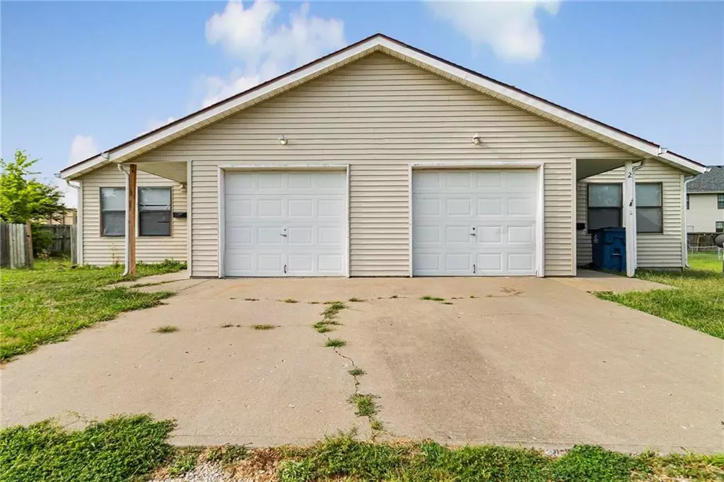 Warrensburg, MO 64093,597 SE 110th RD #SE