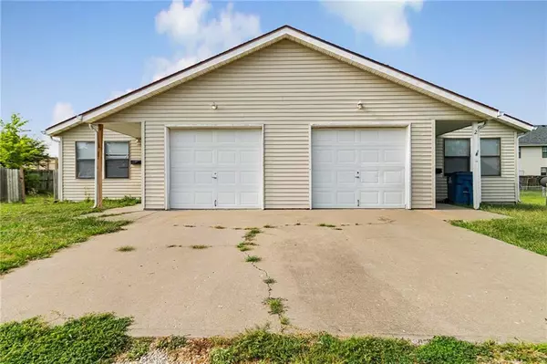 597 SE 110th RD #SE, Warrensburg, MO 64093