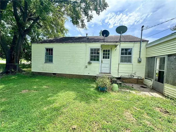 Baxter Springs, KS 66713,626 E 15th ST