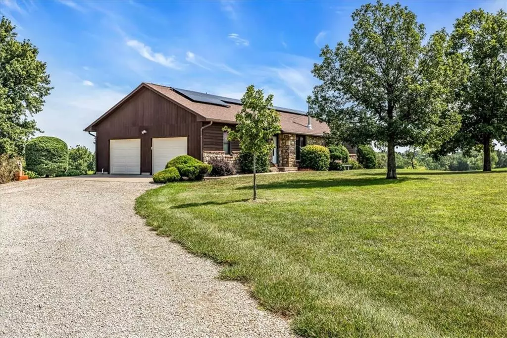 Linwood, KS 66052,21728 Linwood RD