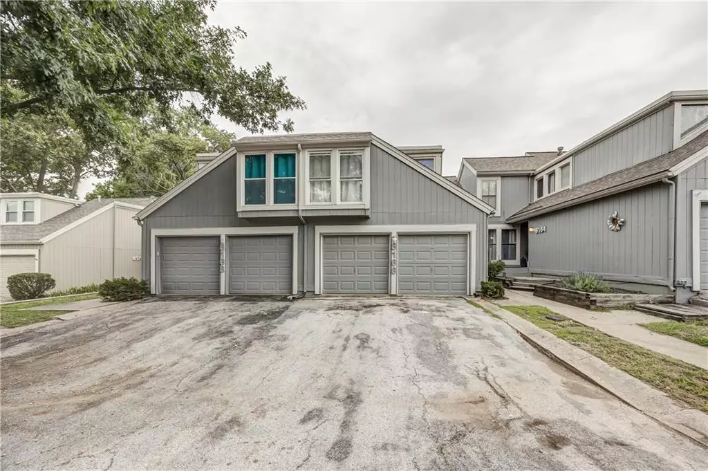 Lenexa, KS 66215,8166 Halsey ST