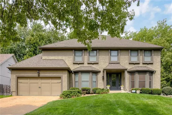 14818 W 83rd ST, Lenexa, KS 66215