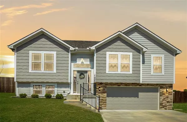 1000 NW 4th ST, Oak Grove, MO 64075