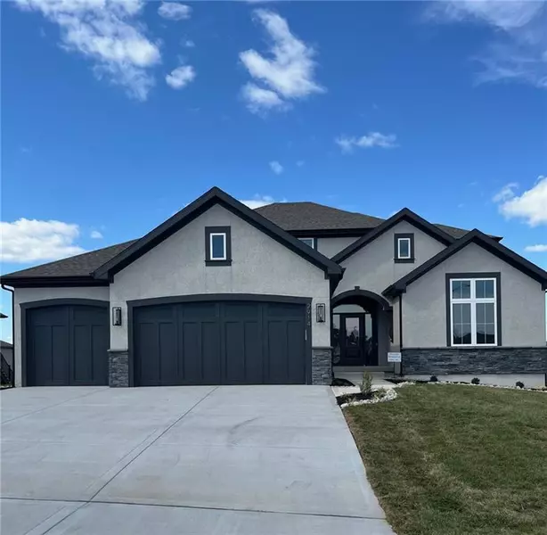 2914 NE 102nd ST, Kansas City, MO 64155