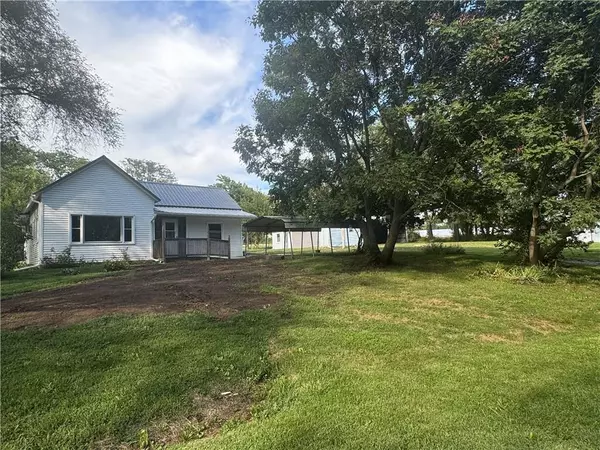 Burlington Junction, MO 64428,317 Chrissenger ST