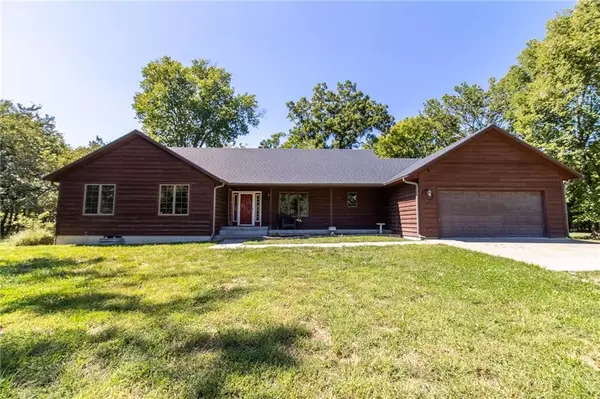 28856 old k-10 RD, Alma, KS 66401