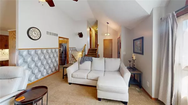 Smithville, MO 64089,106 Betsy CT