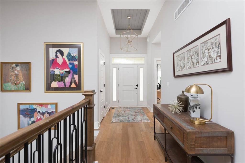 Lenexa, KS 66227,8882 McCoy ST