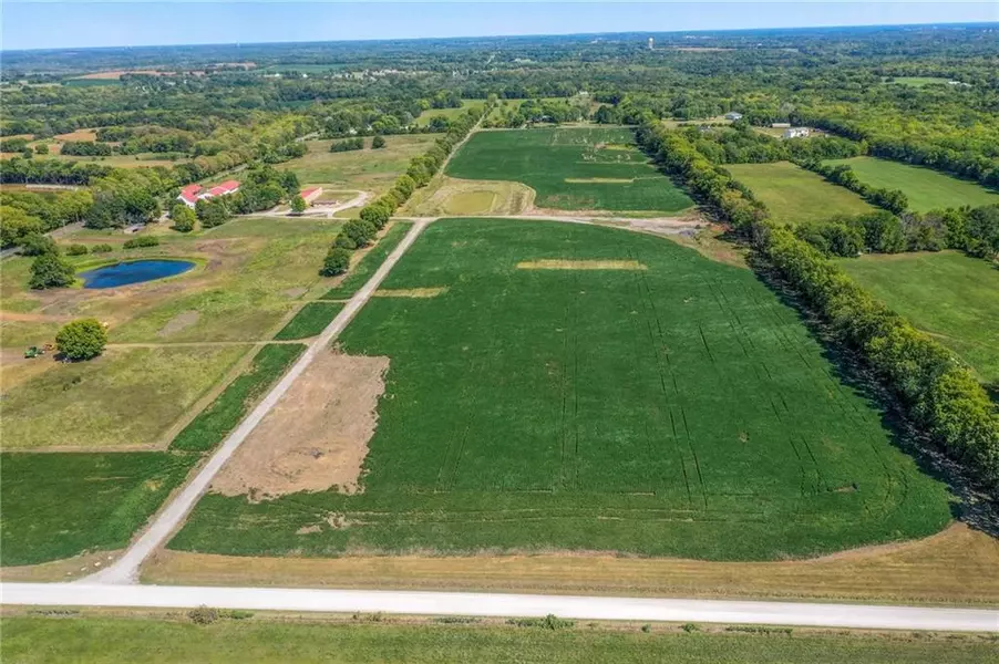 Lot 3 Gibbons RD, Pleasant Hill, MO 64080