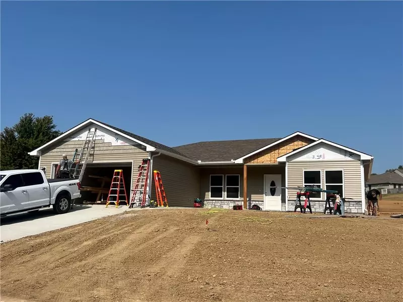 15 Creekview Bend N/A, Lexington, MO 64067