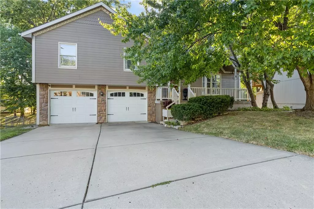 Kansas City, MO 64152,7808 NW Seymour CT