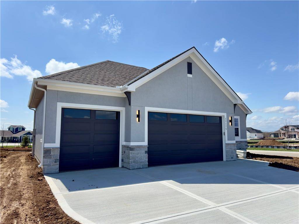 Olathe, KS 66062,17175 W 168th PL