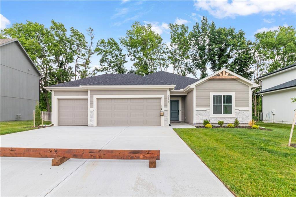 3908 SE Adams DR, Blue Springs, MO 64014