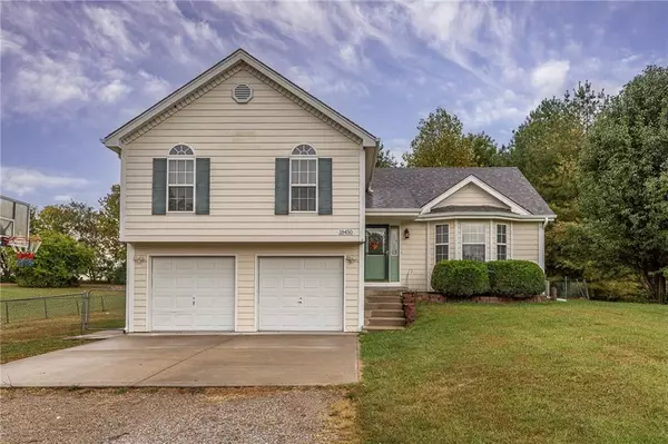 Lawson, MO 64062,18450 Park Lane CIR