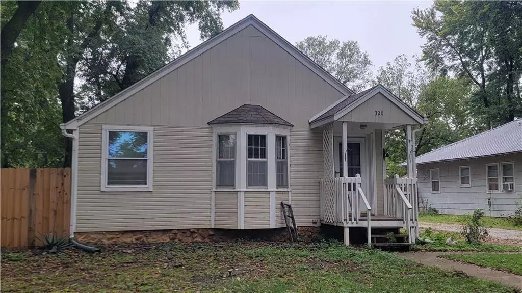 320 Main ST, Lane, KS 66042