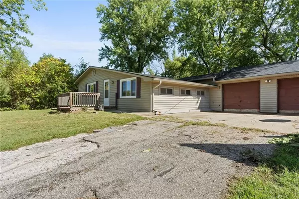 Excelsior Springs, MO 64024,701 Owen ST