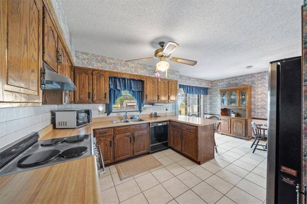 Harrisonville, MO 64701,21606 S Hannah RD
