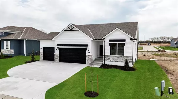 Blue Springs, MO 64014,408 SW Hawthorne LN