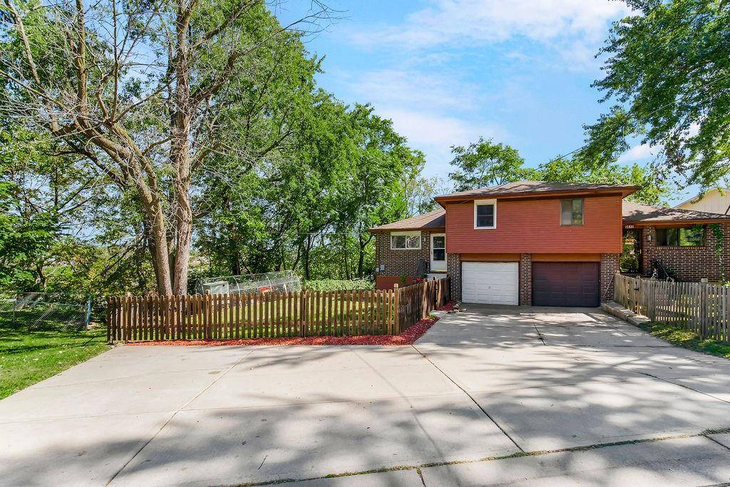 5613 Hayes ST, Shawnee, KS 66203