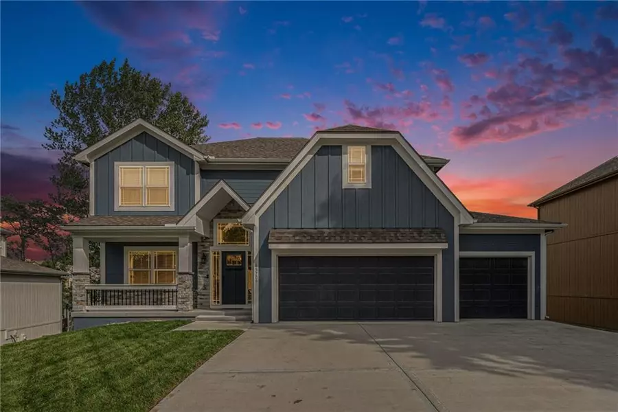 15709 N Wabash ST, Smithville, MO 64089