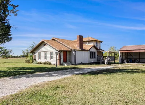 Lane, KS 66042,4419 Ellis TER