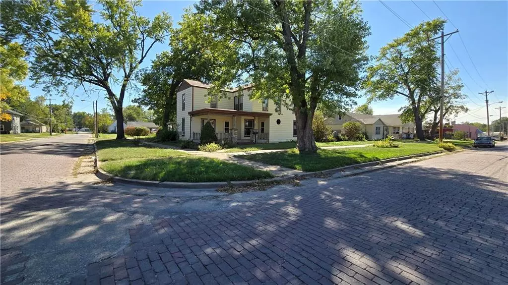 Osawatomie, KS 66064,501 Pacific AVE