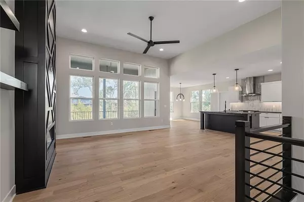 Lenexa, KS 66227,8973 Shady Bend RD