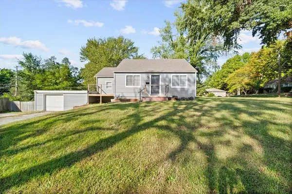 Independence, MO 64052,2700 S Norwood AVE