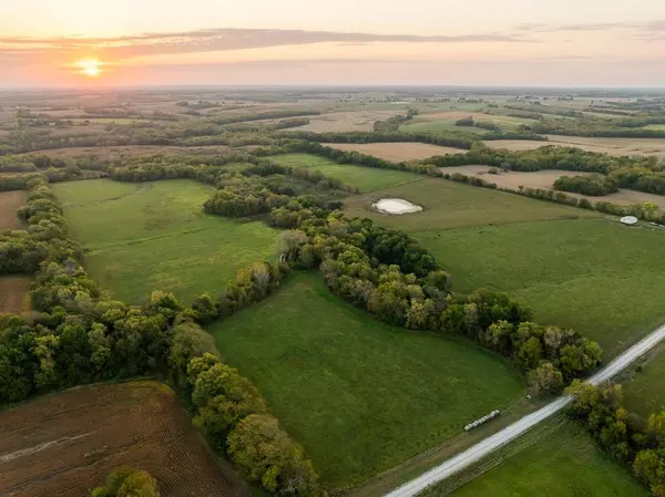 TBD SE Frog Pond RD, Cowgill, MO 64637