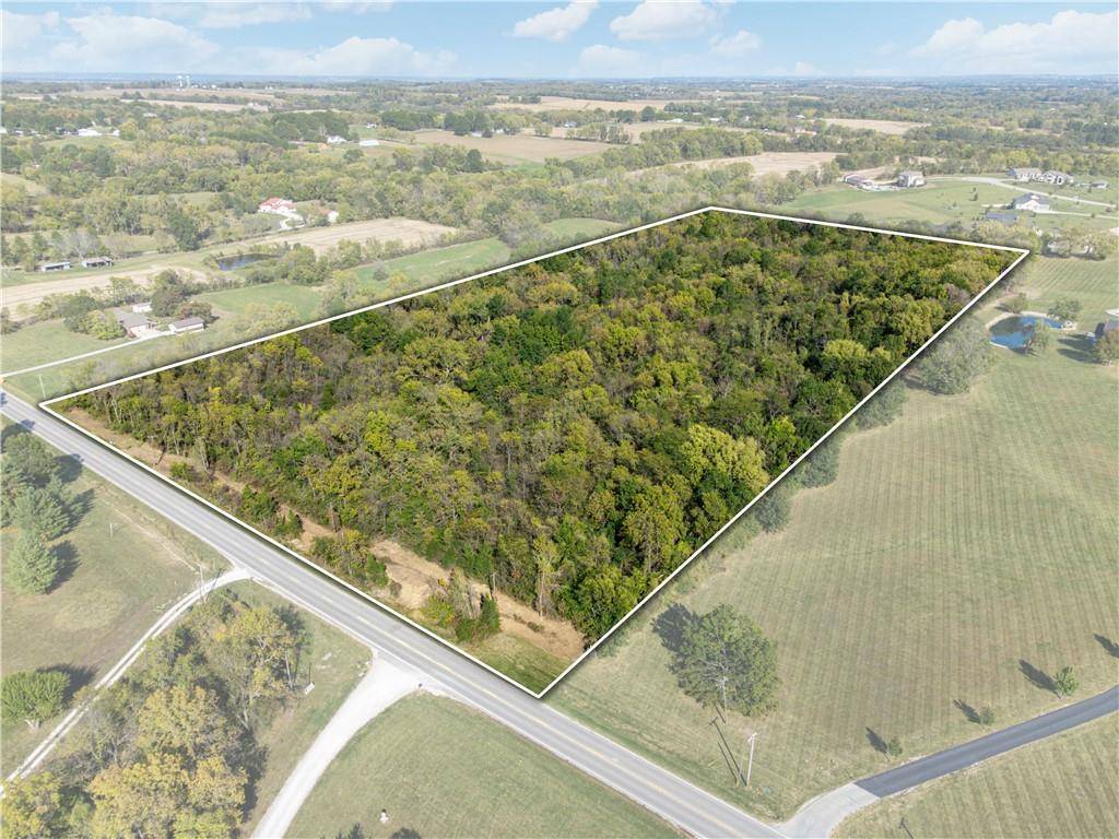 3021 Buckner Tarsney RD, Grain Valley, MO 64029
