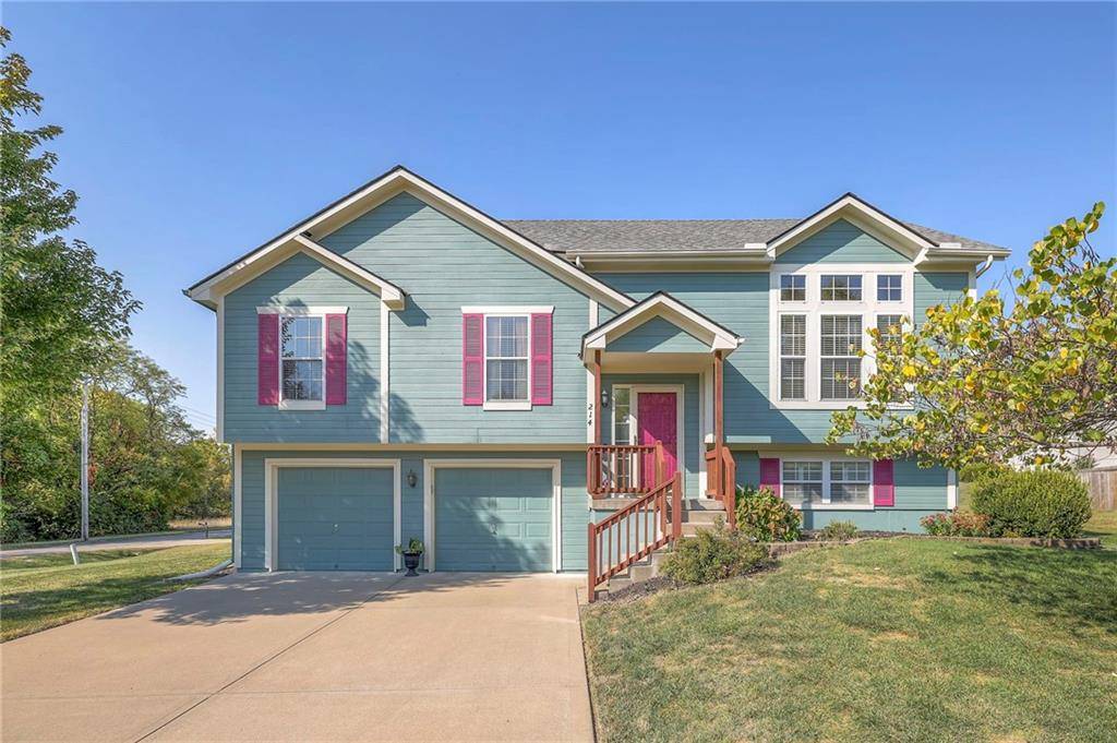 214 Lacy LN, Belton, MO 64012