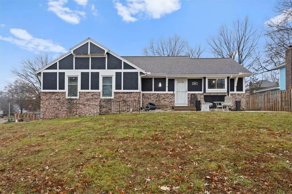 Olathe, KS 66062,16507 W 142nd PL