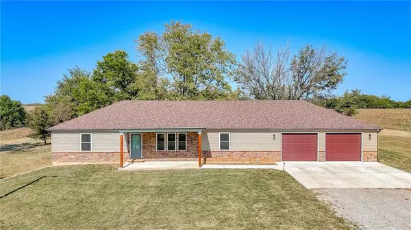 363 SE PP HWY, Leeton, MO 64761