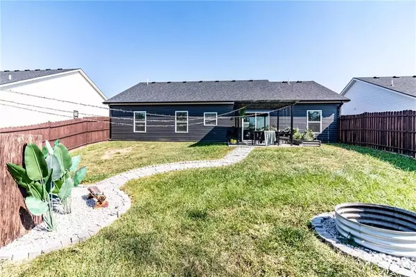 Warrensburg, MO 64093,86 SE 451 RD