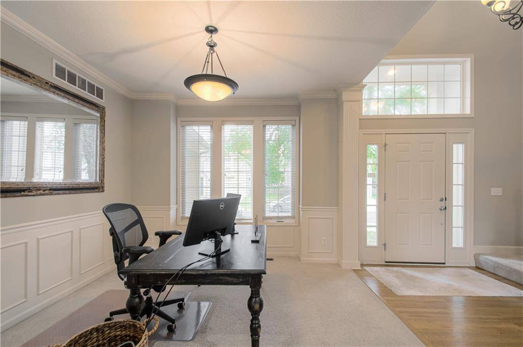 Lee's Summit, MO 64064,121 NE Hidden Meadow LN