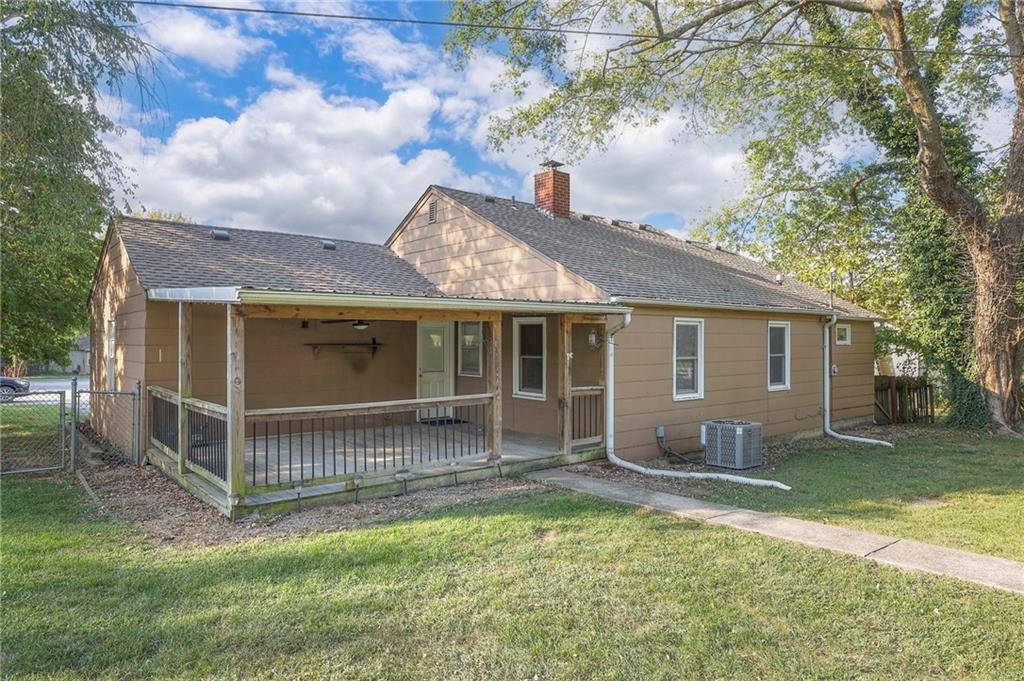 Harrisonville, MO 64701,1004 E Mechanic ST