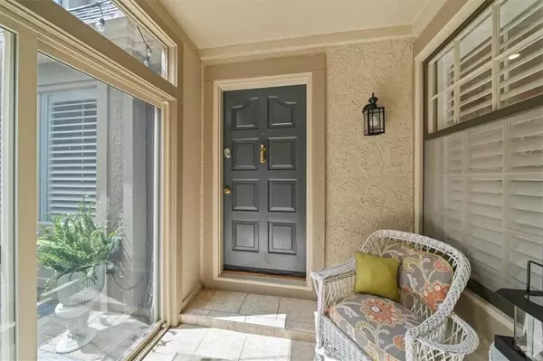 Leawood, KS 66209,12847 Cambridge RD