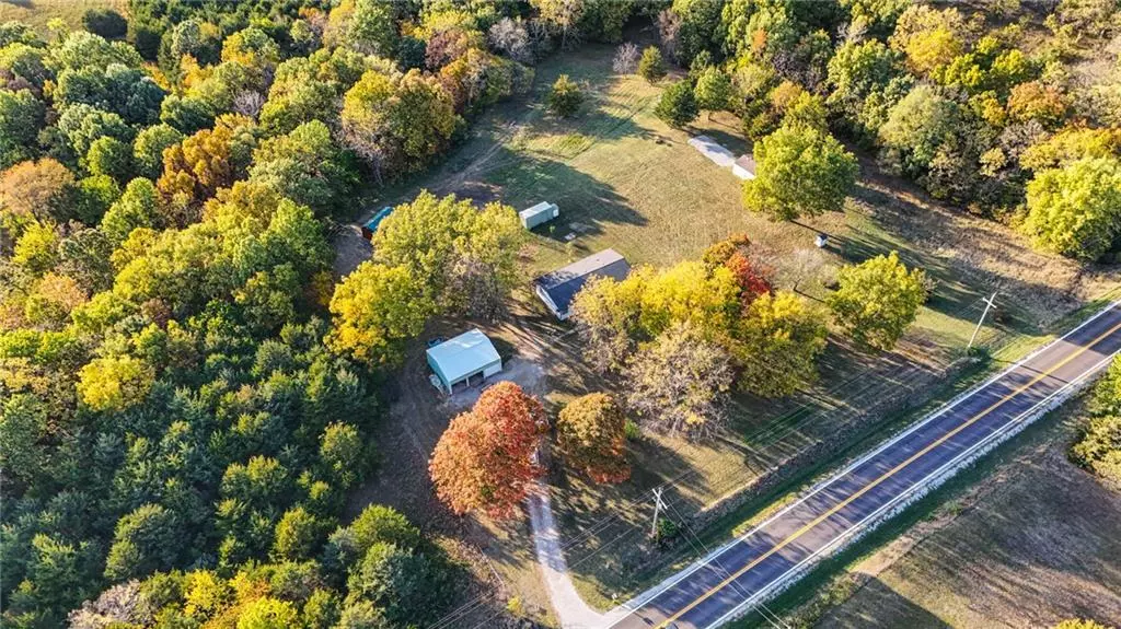 Eudora, KS 66025,431 E 2200th RD
