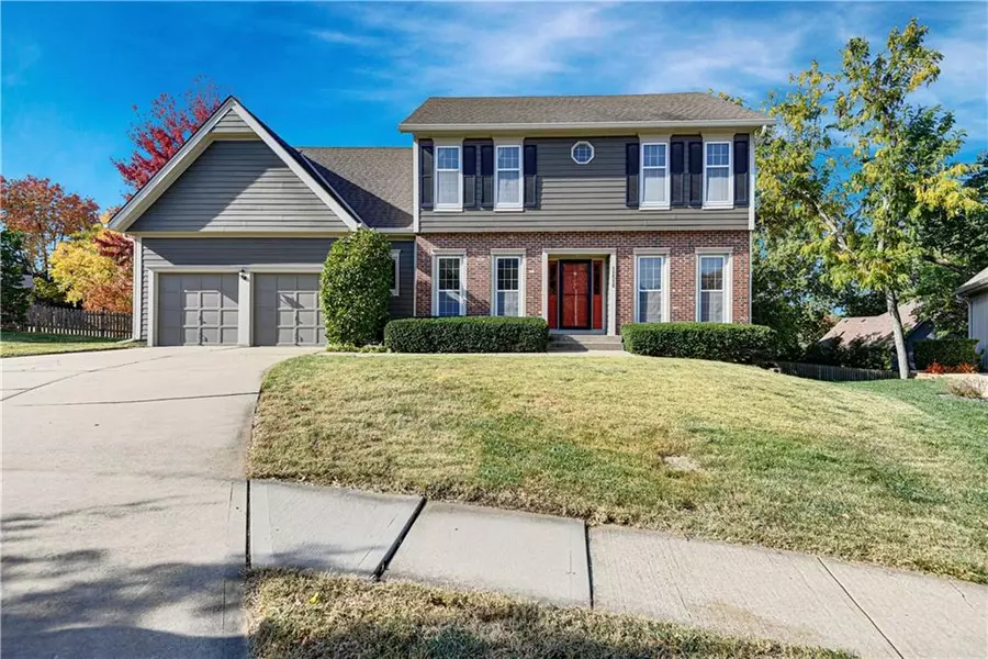 11512 Conser ST, Overland Park, KS 66210