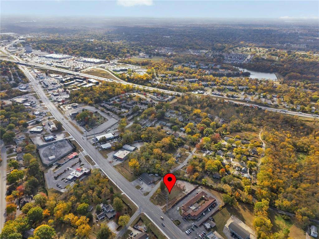 Independence, MO 64055,10305 E Us 40 HWY