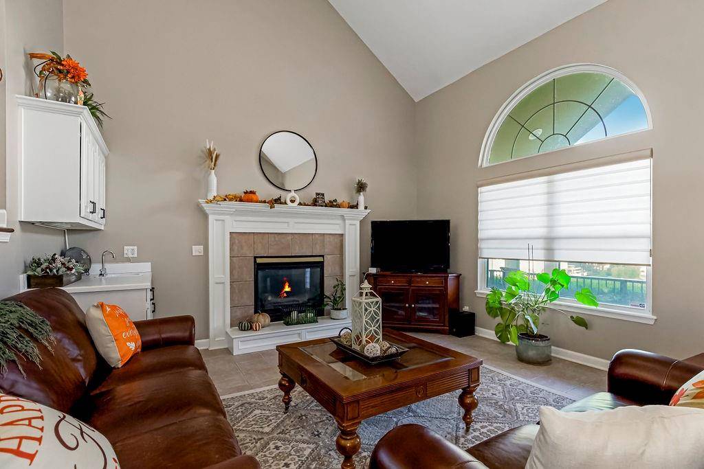 Lee's Summit, MO 64082,2329 SW Crown DR