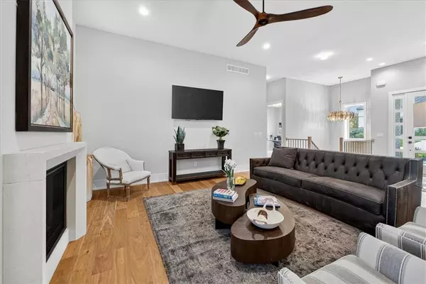 Parkville, MO 64152,8170 Westlake DR