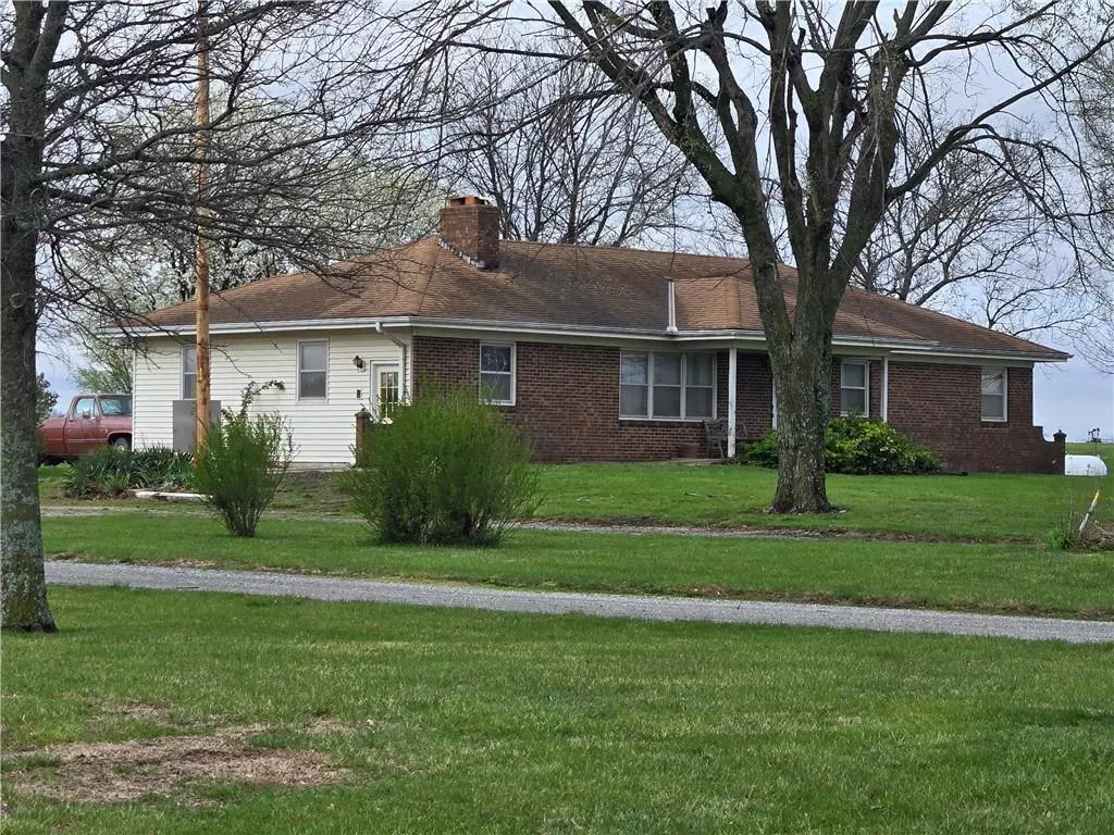 Paola, KS 66071,35333 W 287th ST