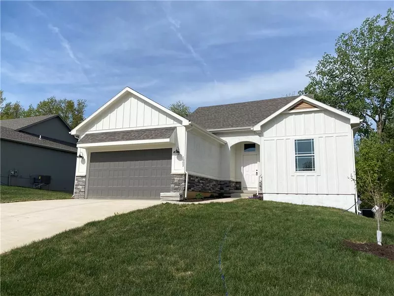 1002 Deer Run N/A, Warrensburg, MO 64093