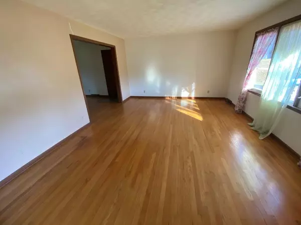 Smithville, MO 64089,542 Maple AVE