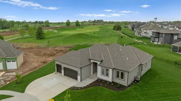 Basehor, KS 66007,4287 Lake Shore CT